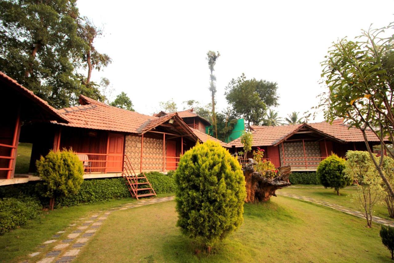 Pepper Green Wayanad Resort With Swimming Pool Kattikkulam 外观 照片
